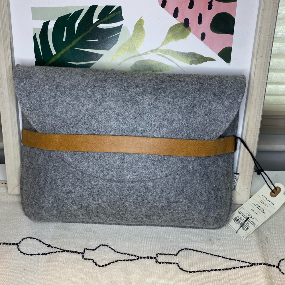 COPY - Heart & Hand with Magnolia clutch